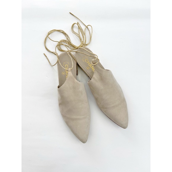 Chanel 2015 Interlocking CC Logo Ankle Tie Suede Mule Beige Colorway 9.5 - Picture 2 of 8